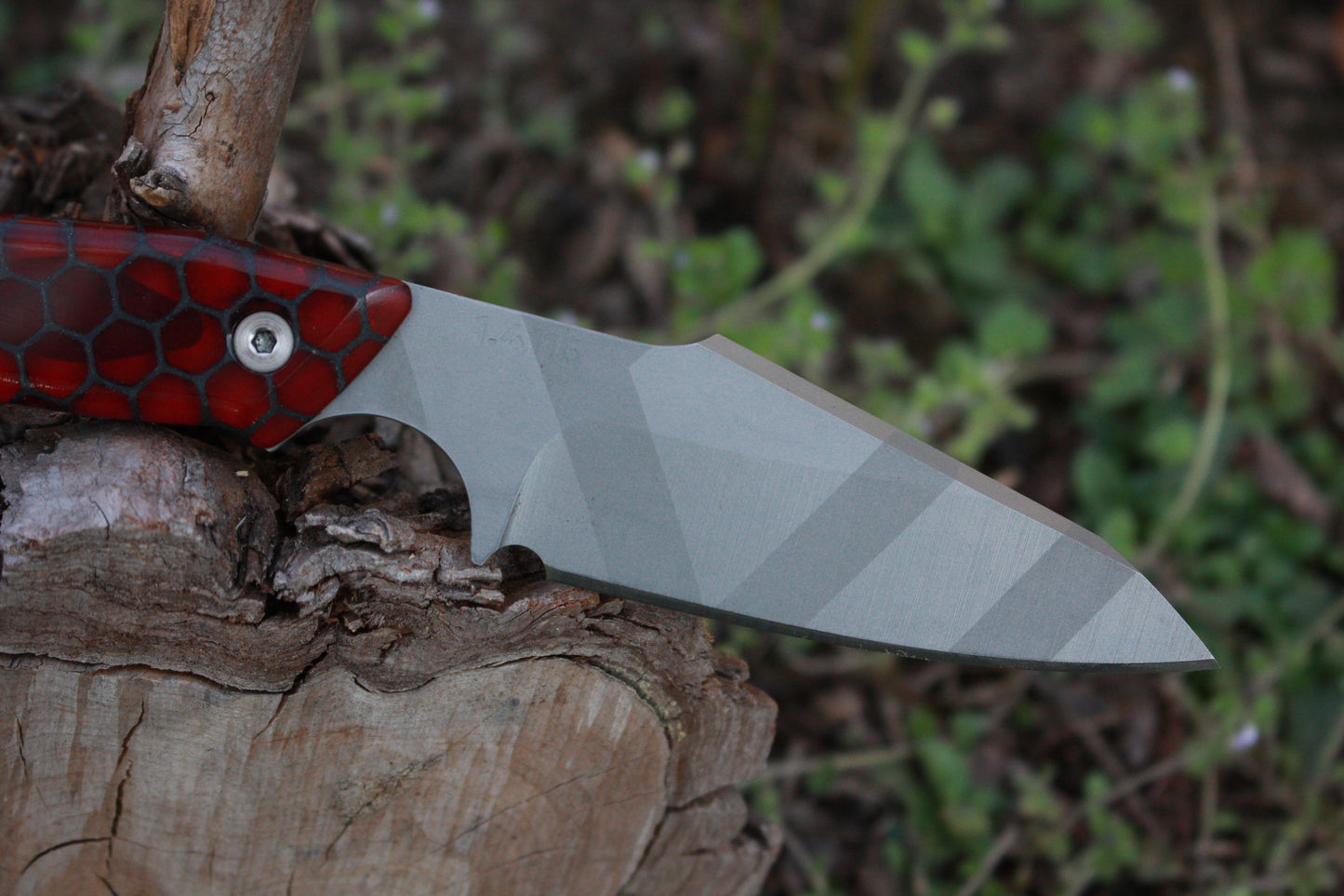 Cerberus 2 L BDR Red Hexalite